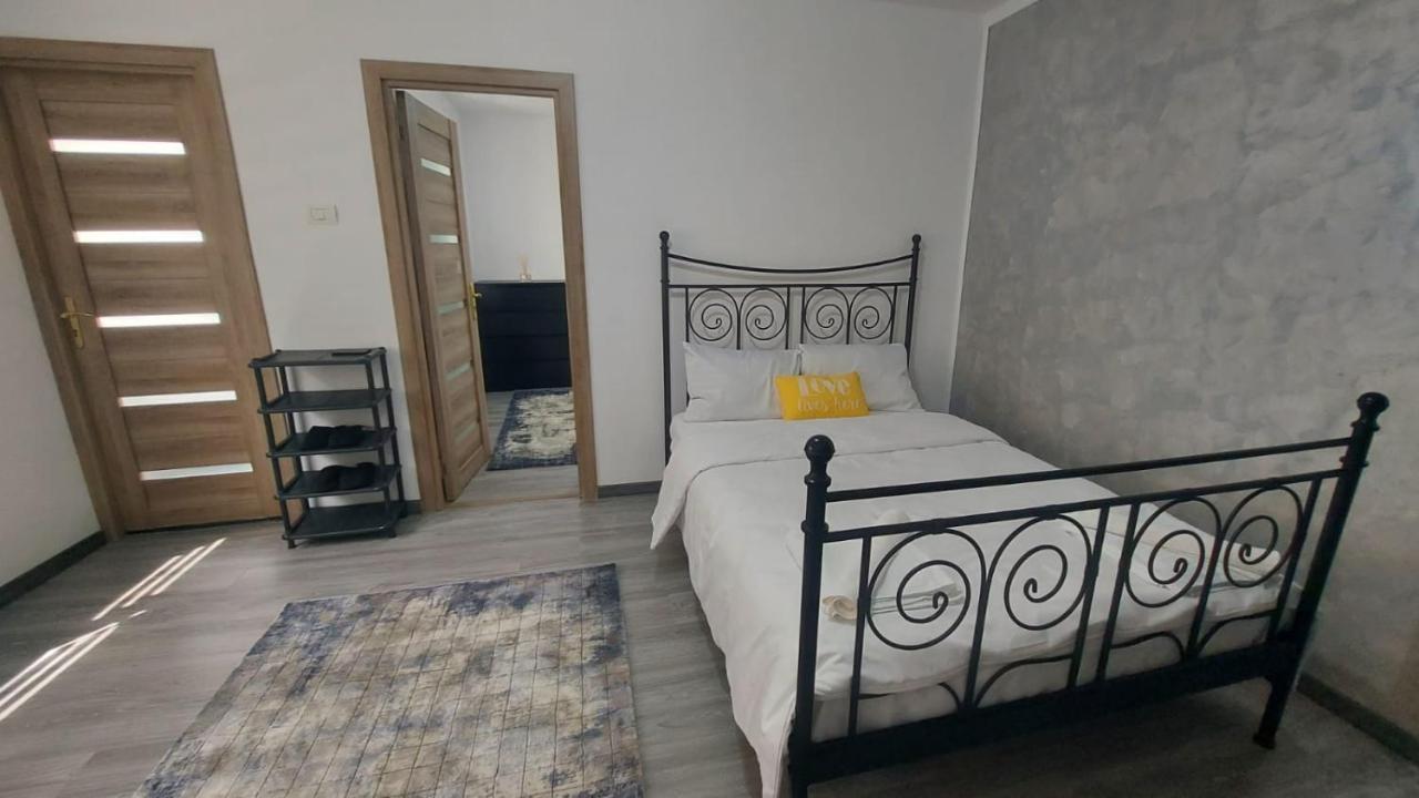 Andi 2-Apartament Herkulesfürdő Kültér fotó