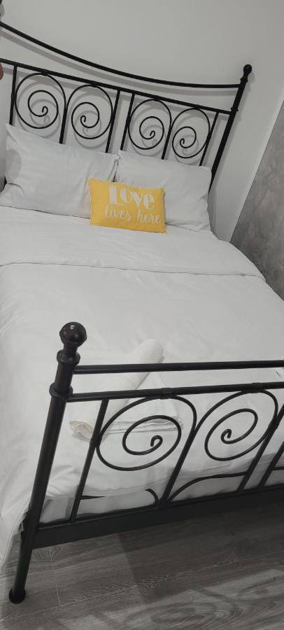 Andi 2-Apartament Herkulesfürdő Kültér fotó